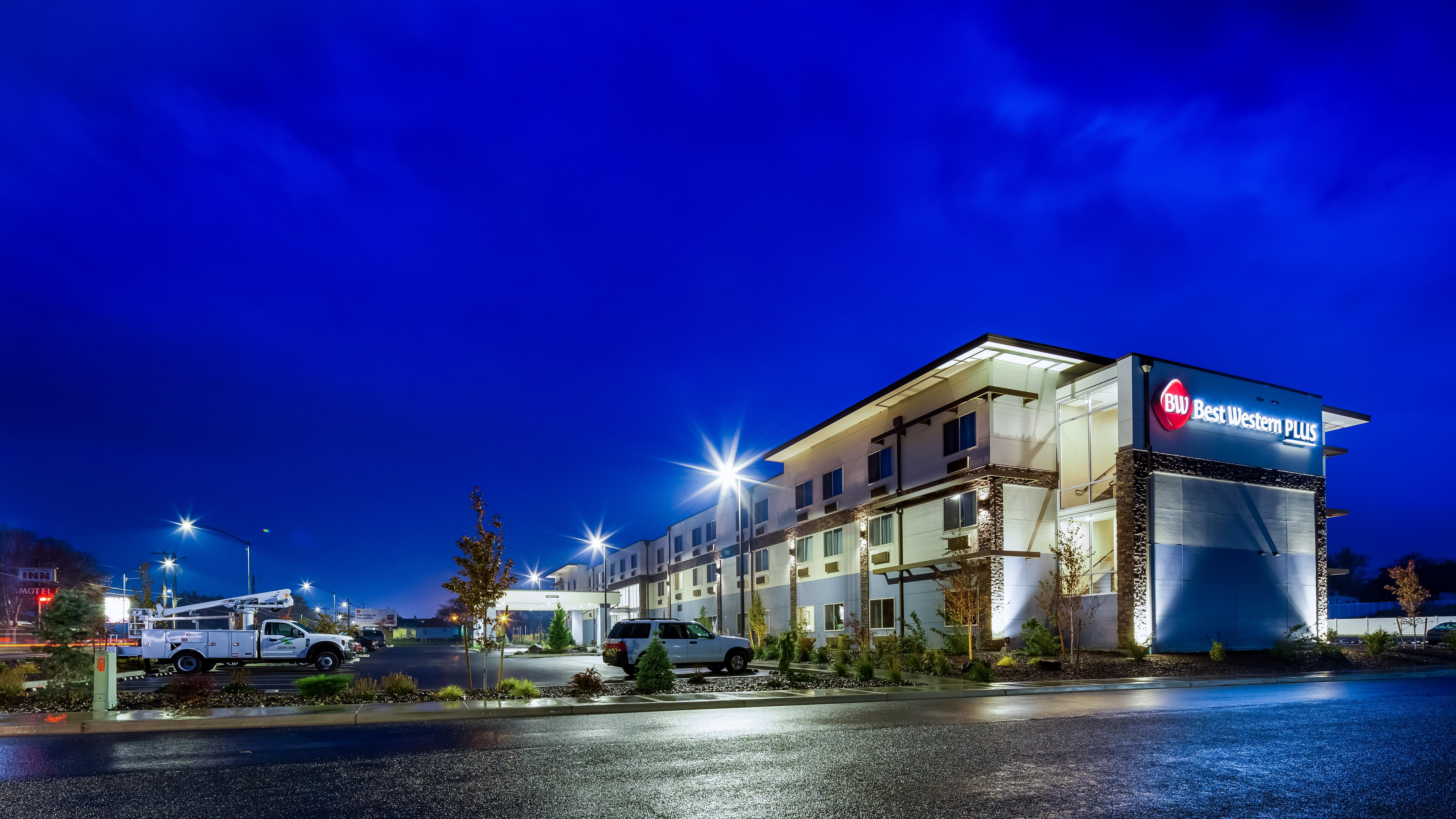 Best Western Plus The Inn At Hells Canyon Clarkston Exterior photo