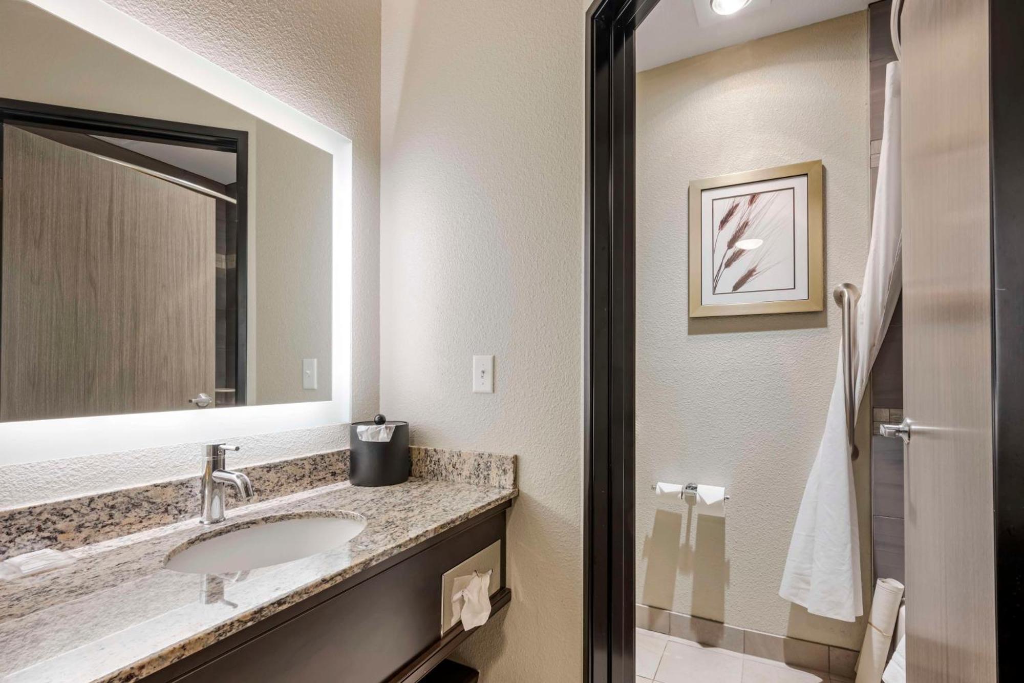 Best Western Plus The Inn At Hells Canyon Clarkston Exterior photo